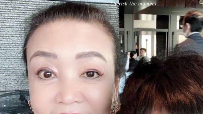 汪小菲一家被偶遇：儿子沉迷平板 女儿微胖体态差