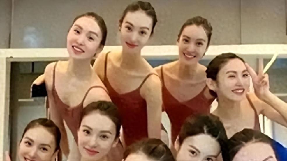 曾经陪许家印KTV应酬 ，年薪高达900万，后宫团长白珊珊“上位”之路！