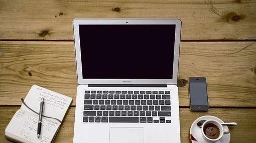 |躺和卷，职场人该怎么选？