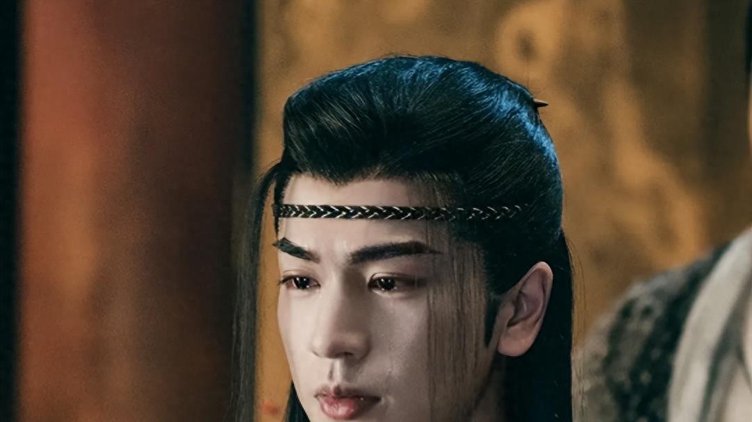 《云之羽》热播，都在夸陈都灵没偶像包袱，然而背后故事更感人