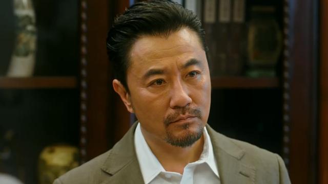 他是谁|《他是谁》：几天一片药，蒋广善救聂小雨，目的何在？难道留后路