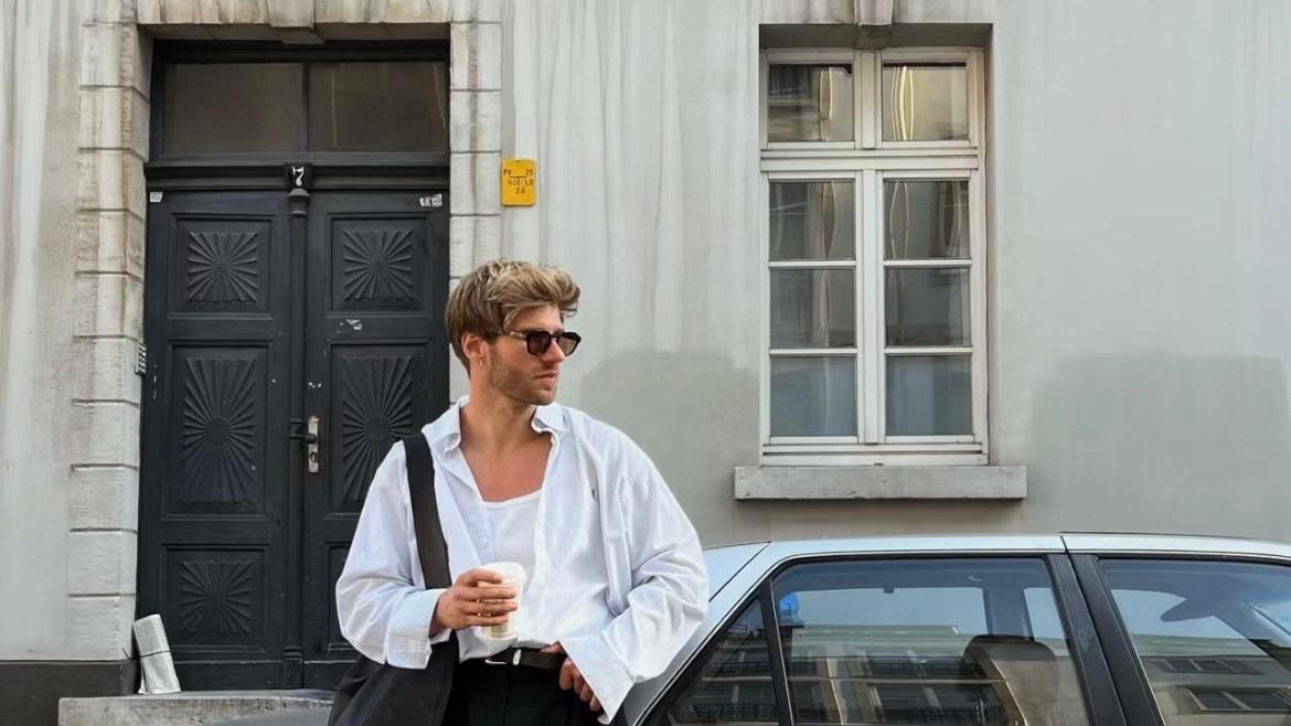 这才是“简约穿搭”天花板！恰到好处的成熟，出众的气质范