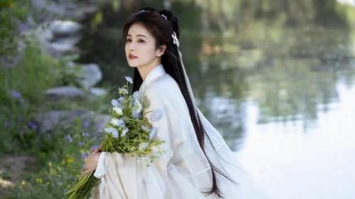 翻转 为角色放弃容貌, 一改以往美女造型，她的口碑会翻转吗