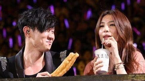 林俊杰|林俊杰多次向田馥甄示好，为何屡次遭受拒绝？