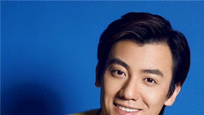 他戏演的不错，就是名字太特别，能叫上来的人不多，早就该火了