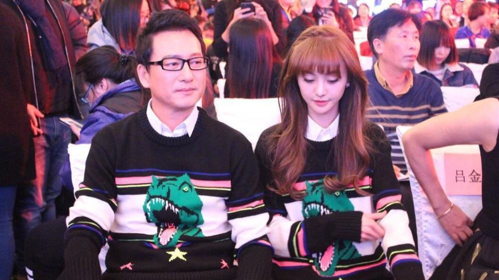 郑爽|郑爽正式起诉张恒！爽爸下场开撕秦朝，后者指其财产早已转移出去！