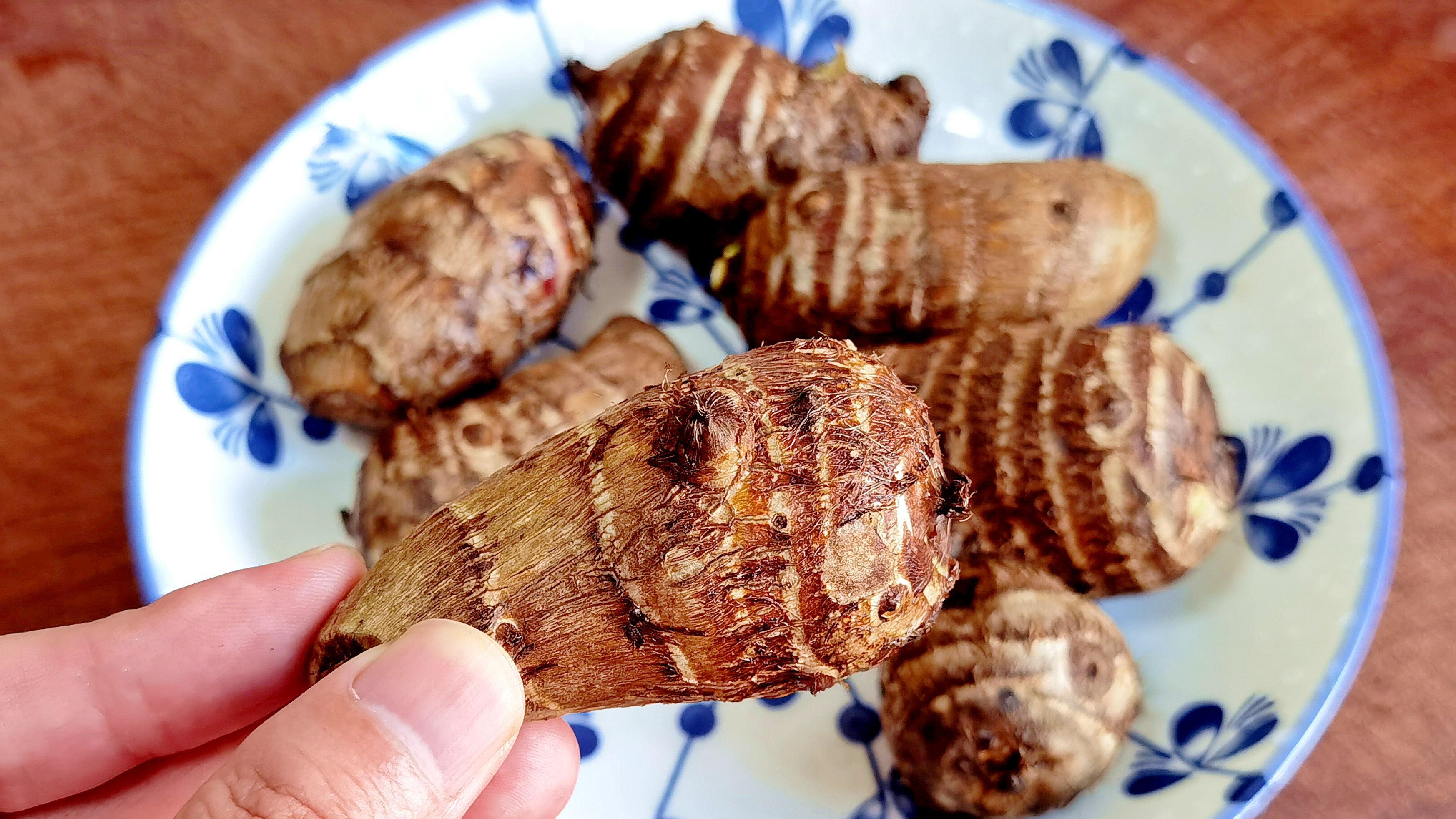 |秋天吃芋头千万要记住，芋头的“死对头”，两者不能一起吃！