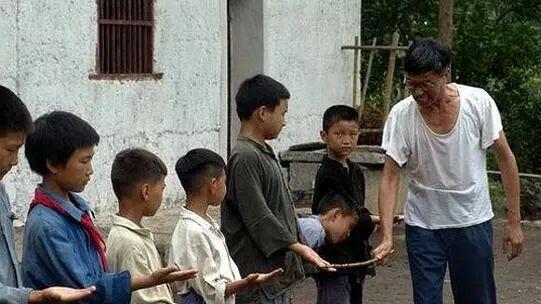 梁家辉|油头粉面就别演农民，“千面影帝”梁家辉告诉你，农民应该怎么演