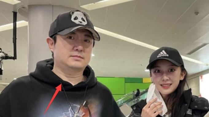 沈腾|44岁沈腾疑病倒出国求医！病情严重无法工作，脖子粗大引粉丝担忧