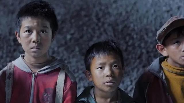 笑掉大牙！首日票房4380万，这部耗资3亿的新片，被王宝强打懵了