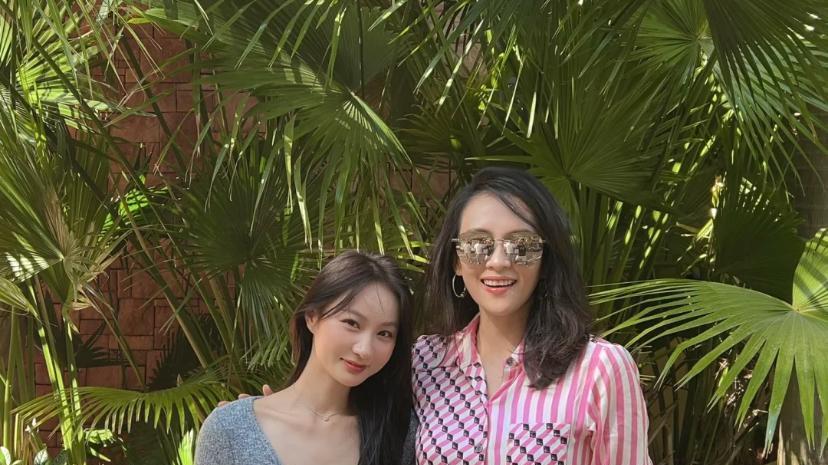 章子怡|章子怡在三亚度假被偶遇，应粉丝要求合影来者不拒，为人和善被盛赞