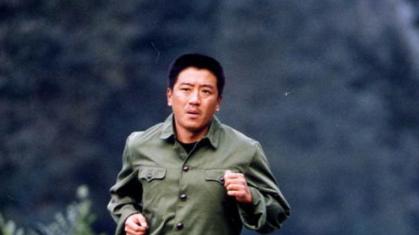 有了孩子丁勇岱多了一分牵挂，事业发展不忘家人共享天伦之乐