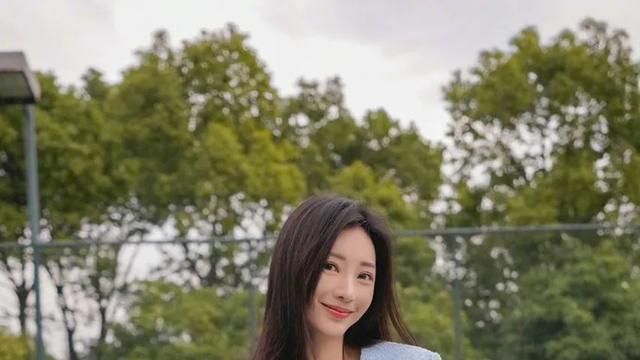 柳岩|柳岩再拍唯美网球写真这一次真要去学球了？