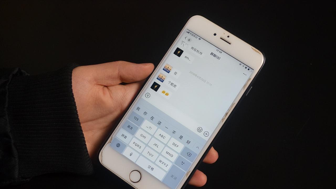 王俊凯|大学生网恋奔现成翻车现场，见到本人那刻，安娜秒变“翠花”