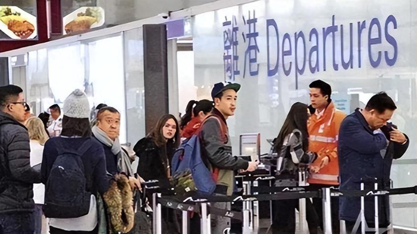 曾志伟：宠爱大儿媳捧她上位做主角，讨厌二儿媳搞事眼不见为净