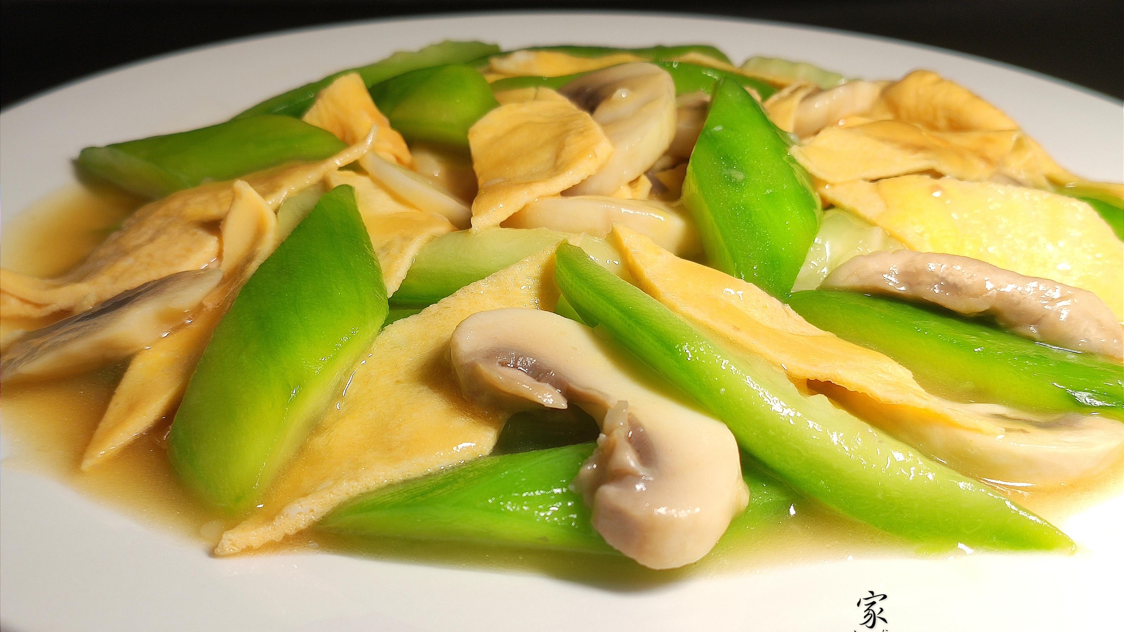 丝瓜|三伏天出汗多，这碱性菜要抓紧吃！防暑解疲劳，随手一炒，特下饭