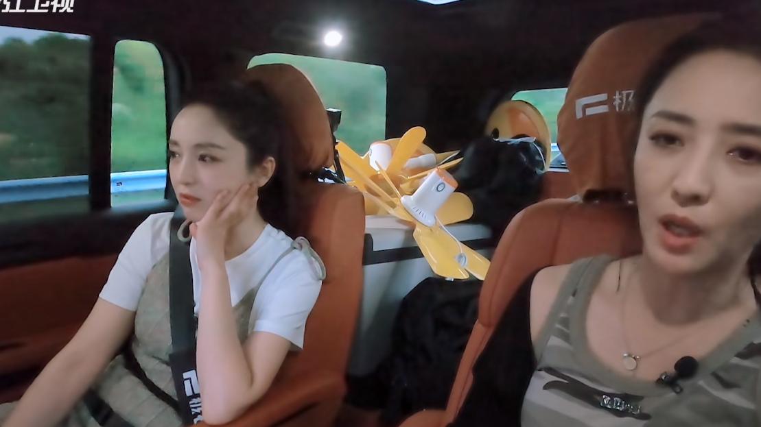 佟丽娅首聊离婚后现状，感叹：我要把7岁儿子从姥姥家接到身边