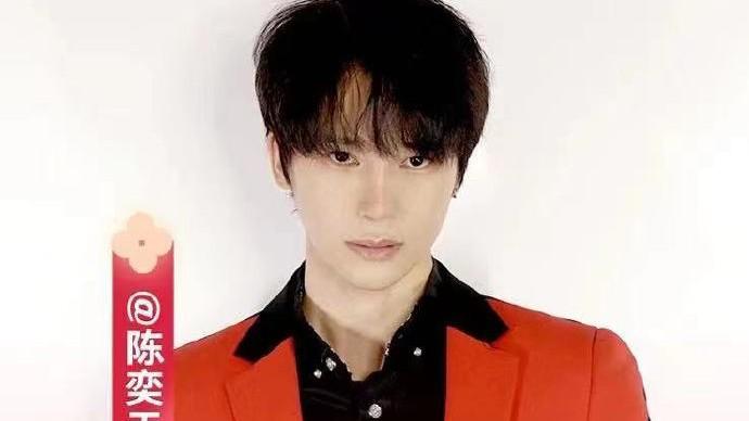 赵丽颖|陈奕天公布兔年愿望一起游福园看赵丽颖北京春晚节目