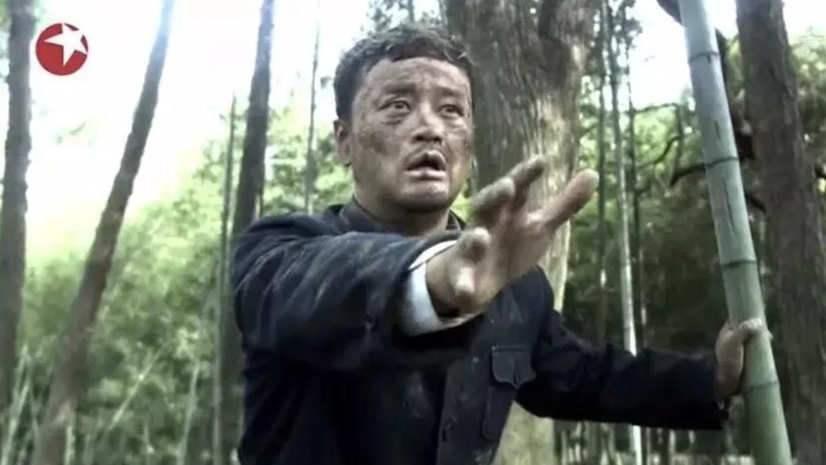 把《潜伏》和《风筝》放在一起看，我终于明白谁才是谍战剧天花板