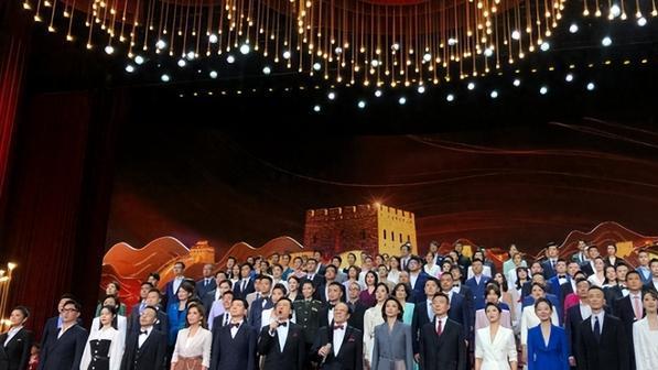 央视主持阵容完成“换血”，被弃用的主持人有哪些？