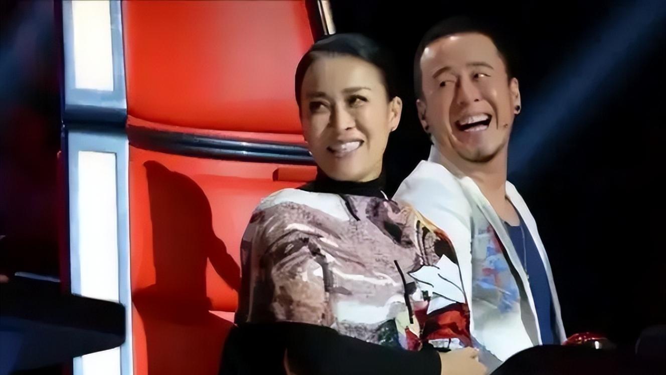 罗刹海市风波继续升级！杨坤街头被打、55岁那英被曝定居英国