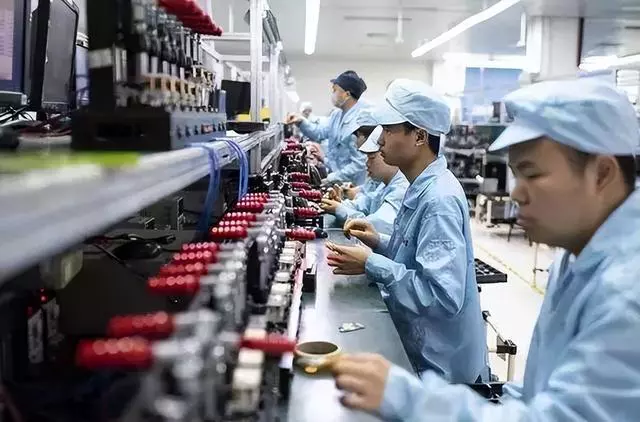 招聘|工厂用工荒？广东某工厂招聘要求员工不得踩点下班！