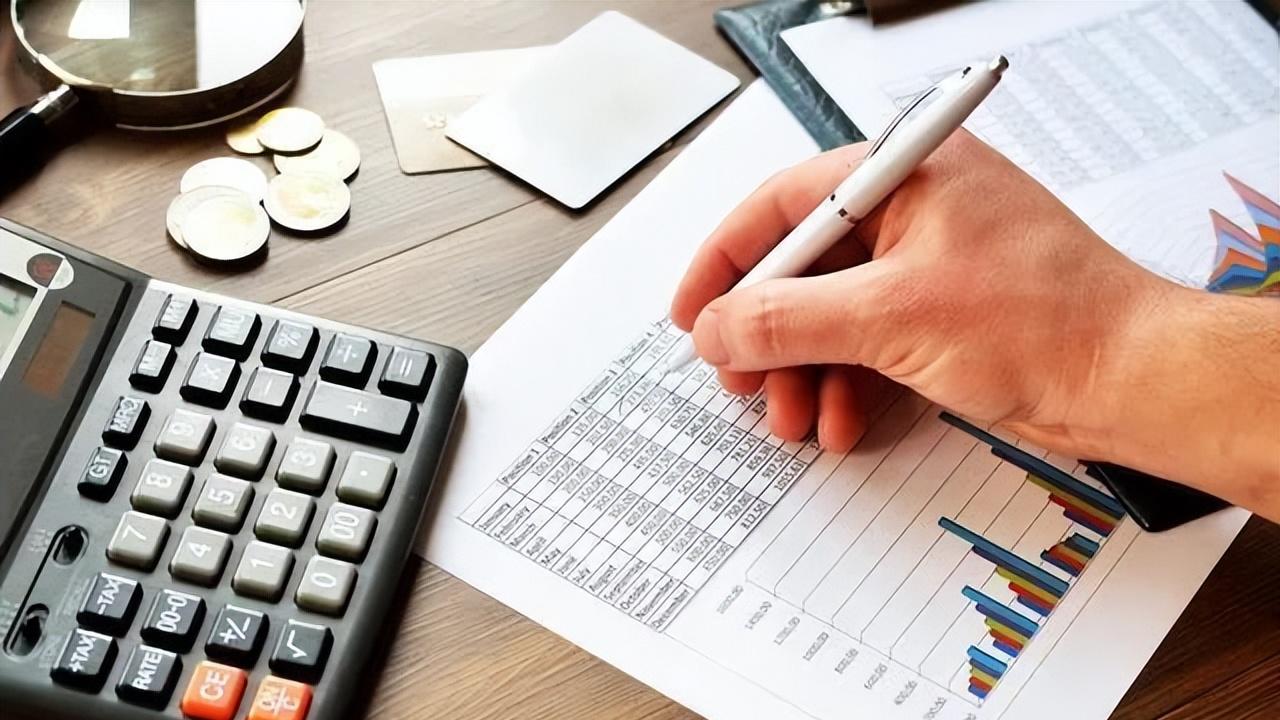 技术移民|2023年澳洲技术移民，低分获邀职业推荐——精算师（Actuary）