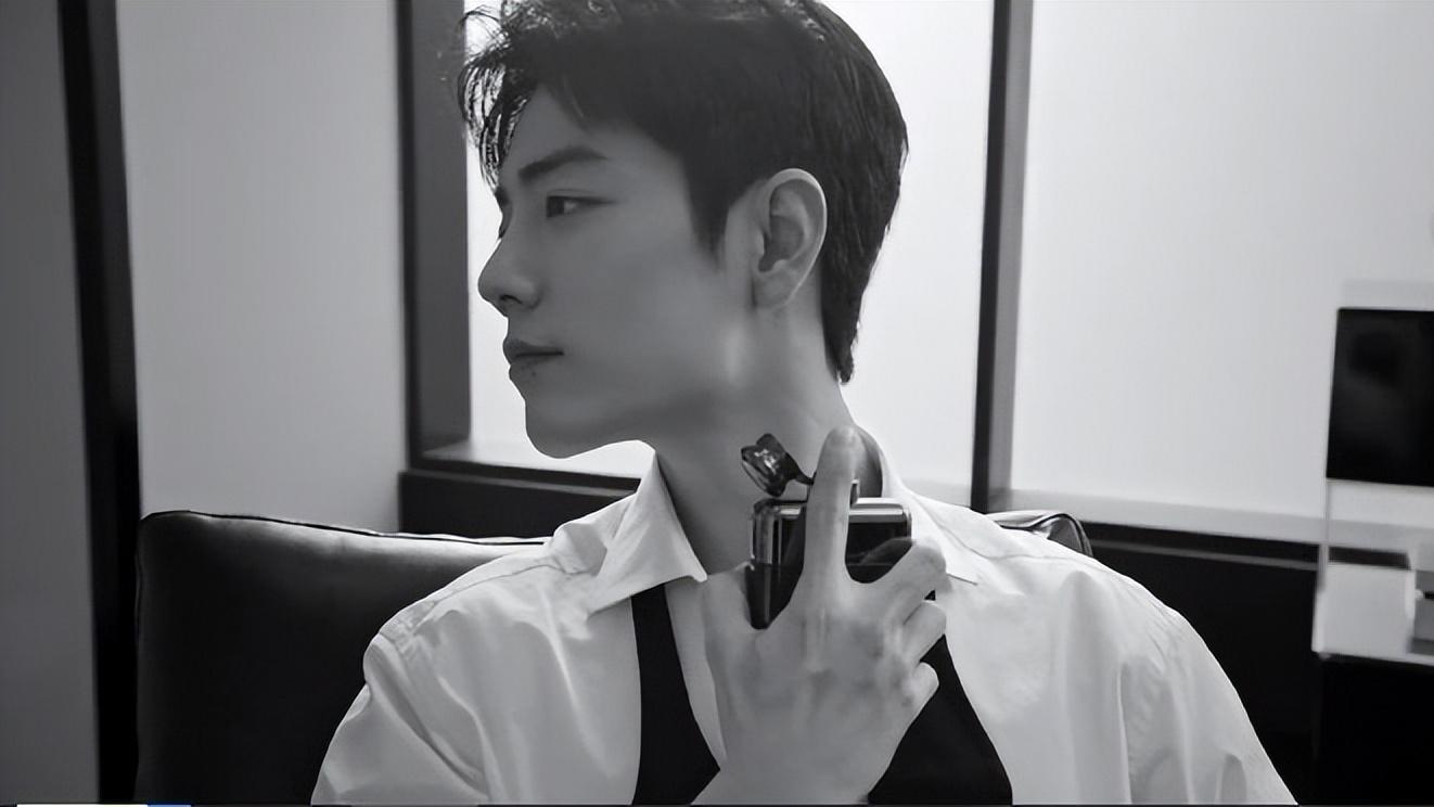 肖战|礼尚往来！肖战为某导演新片包场应援！网友：有所为有所不为！