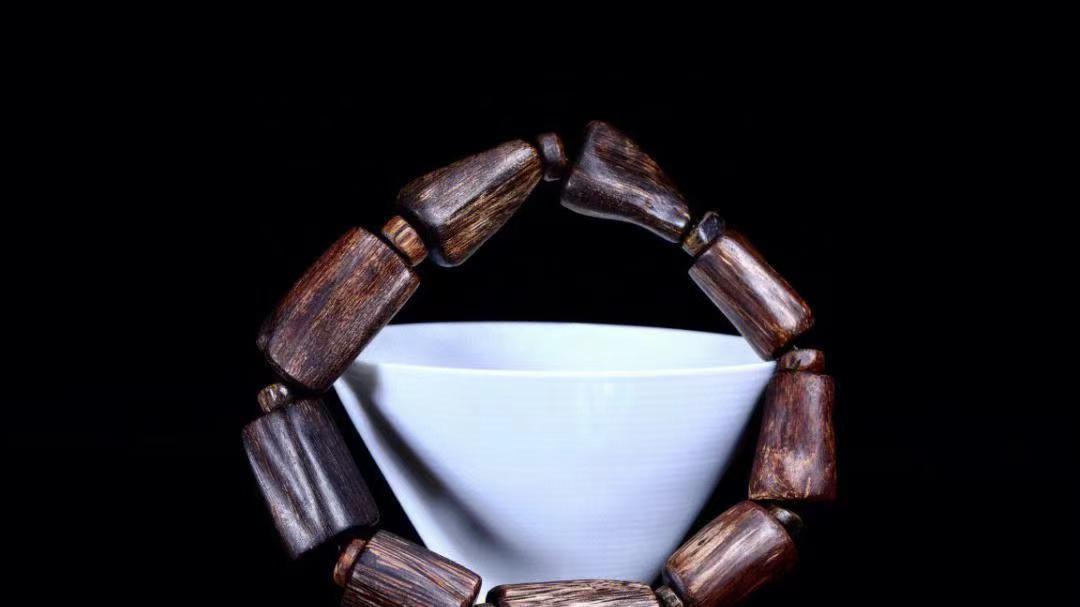 |文玩手串佩戴有禁忌，特别是男人，更要注意！