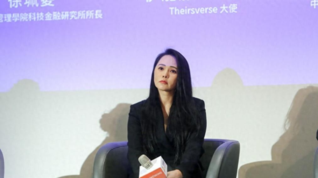 伊能静公开婚变实锤，秦昊回应：我该怎么做？