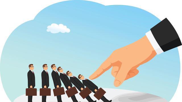 月圆之夜|办公室主任和人事科长，谁被提拔的机会大？提拔跟干什么关系不大