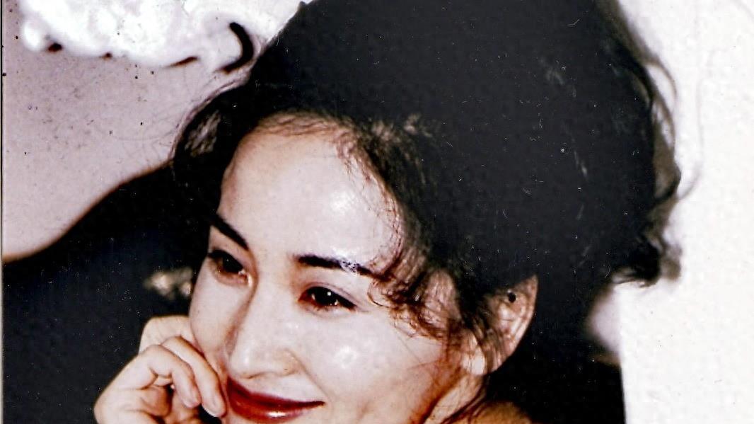 香港第一情妇：曾是马景涛挚爱，被黑道大佬打掉子宫，至今无人敢娶