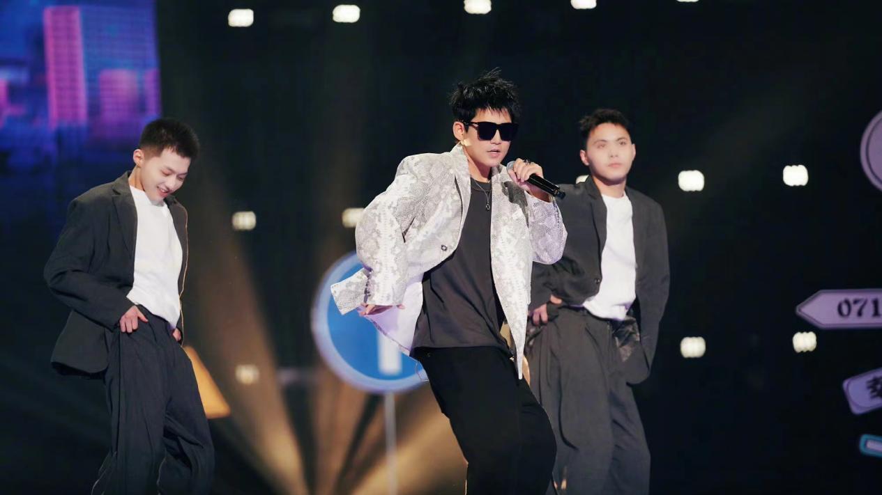 苏醒|苏醒说人以群分，苏醒是一个人间清醒的人！