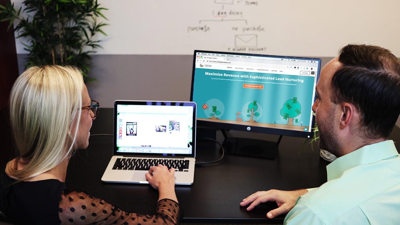 傲视“大领导”，讨好“小领导”，这就是职场心机！