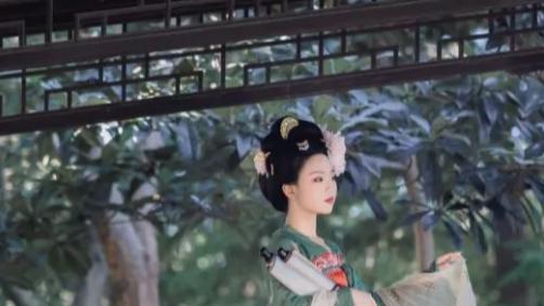 招聘|容易办公室暧昧的一些组合