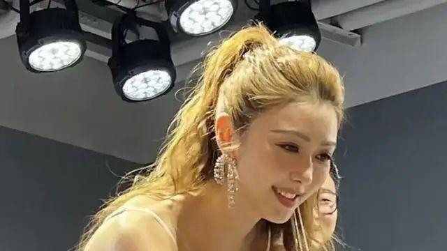 现在火了一种穿法叫“上面去约会，下面去开荒”，就连薛凯琪也“上头”