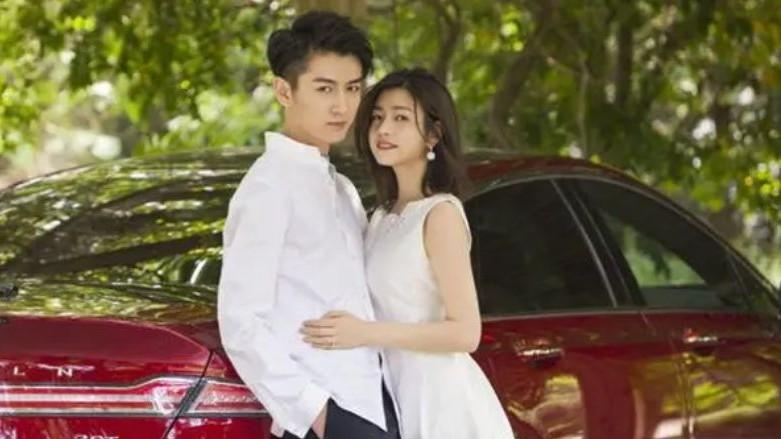 陈晓|陈晓为老婆办生日会，一家三口罕见同框，场面浪漫宛如求婚现场