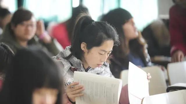 00后|今日多地举行事业单位考试，今年还有哪些上岸机会？