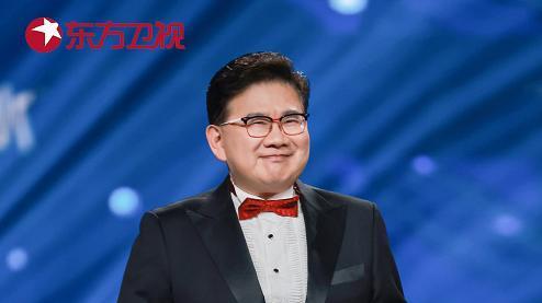 曹可凡|曹可凡：让出“一哥”位，年届六十首度离开东方春晚林海成接班人