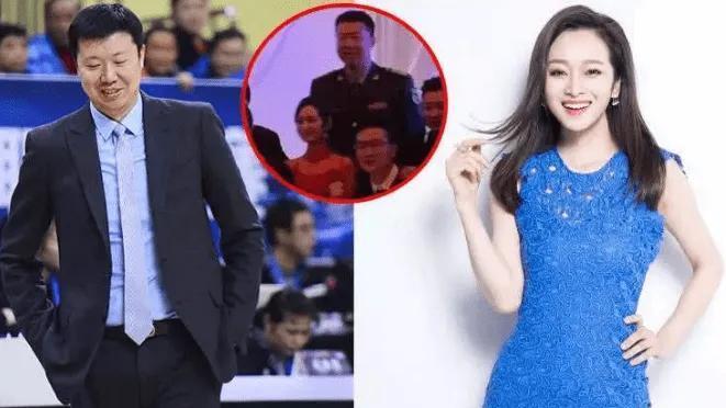 王治郅带妻女首次公开亮相，妻子素颜依旧美丽，女儿和他长相相似