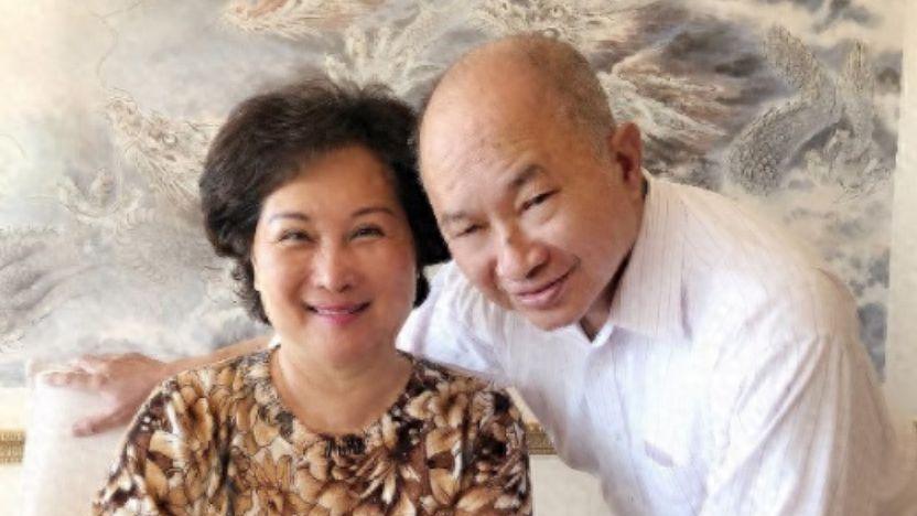 吴宇森：儿子不结婚，女儿不嫁人，与妻子双双患癌，靠卖房自救