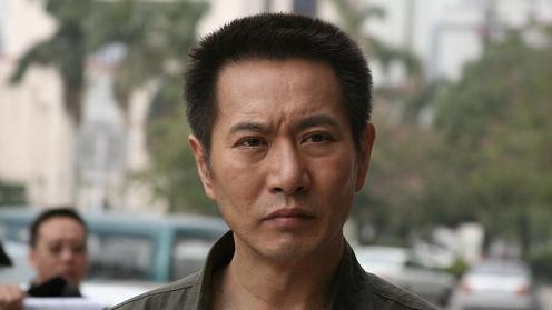 “老戏骨”姚刚：孑然一身无妻无子，现如今53岁买千万豪宅独自生活