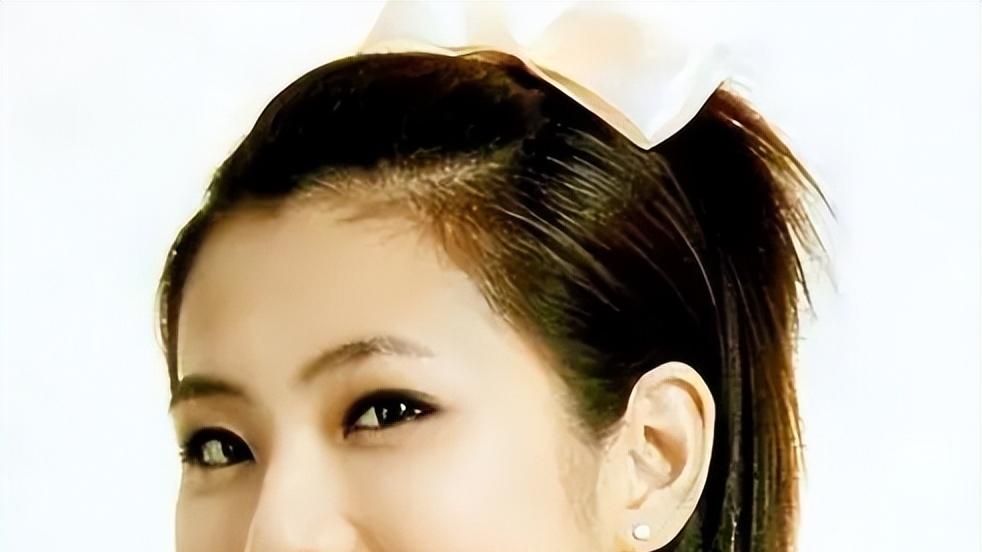 任家萱入院待产，儿子体重近8斤，陈嘉桦或将陪产