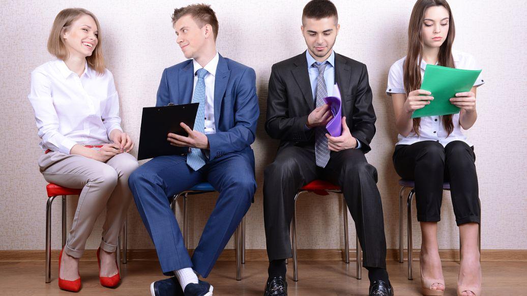 工人|没有面试官能拒绝这样的自我介绍