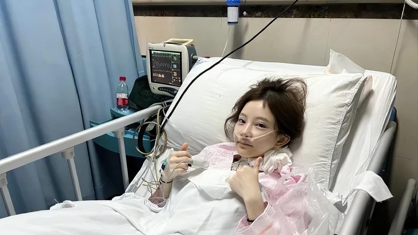 冯提莫癌症晚期病愈，复播不见昔日人气，“直播一姐”过气了？