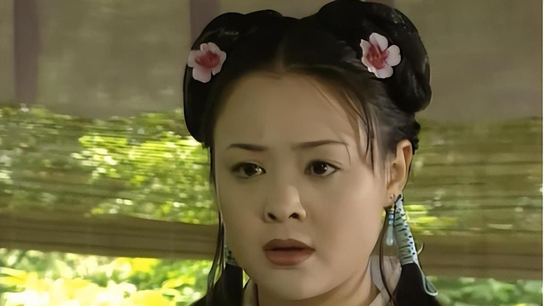 《上错花轿嫁对郎》崔奕：演丫鬟令人记了22年，嫁大三岁教授老公