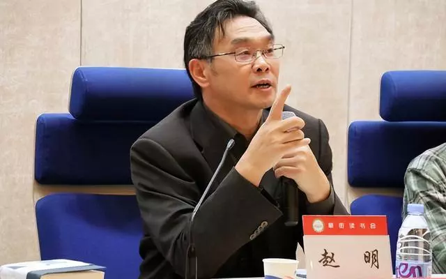 西南大学|?西南大学教授和学生发生不当关系后续，学院已撤下简历，处境尴尬