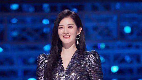 谢娜|谢娜《乘风》三公遭抵制，观众喊话不要给她投票，粉丝表示心疼
