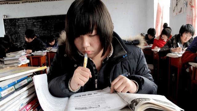 中小学 初中生厌学初期的4大表现，家长要引起重视，及时做好正确引导