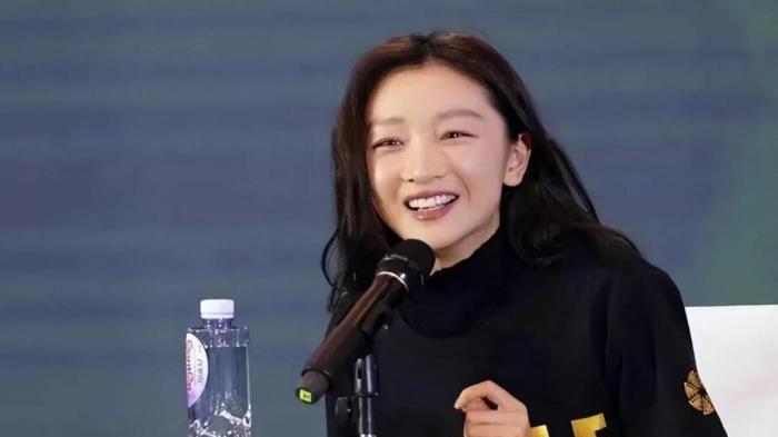 |北京电影节夜晚，章子怡失去的，都在周冬雨身上展现淋漓尽致